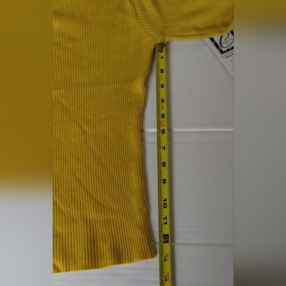 Long Sleeve Sweater - Picture 7 of 10